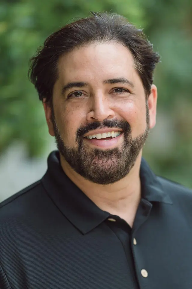 Portrait of franchise owner Brandon Perle of OsteoStrong East Boca