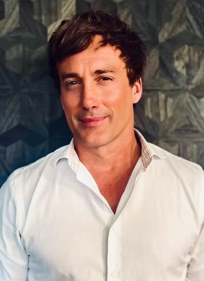 Portrait of Dr. Adam Brittain, Medical Director of Sydenham Clinic Beverly Hills